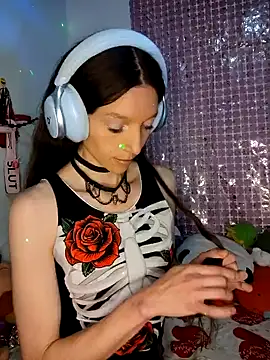 Lucy cole online show from 01/12/25, 02:14