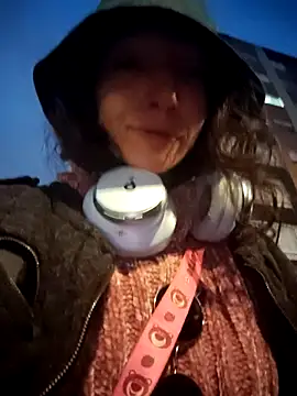 Lucy cole online show from 02/24/25, 11:30