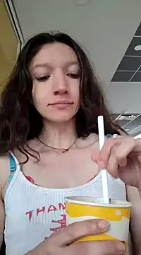 Lucy cole online show from 03/06/25, 08:37