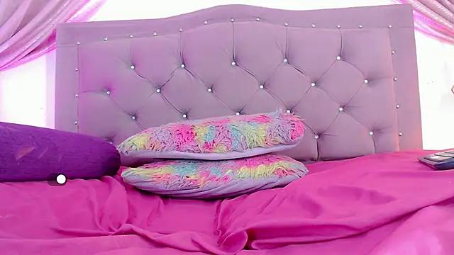Snapshot of SexyJuliii21 chatting on 01/10/25, 05:47 SexyJuliii21 online show from 01/10/25, 05:47