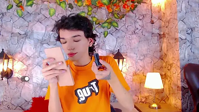 Snapshot of SexyJuliii21 chatting on 01/17/25, 08:11 SexyJuliii21 online show from 01/17/25, 08:11