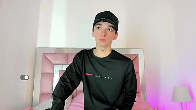 SexyJuliii21 online show from 09/26/25, 08:13