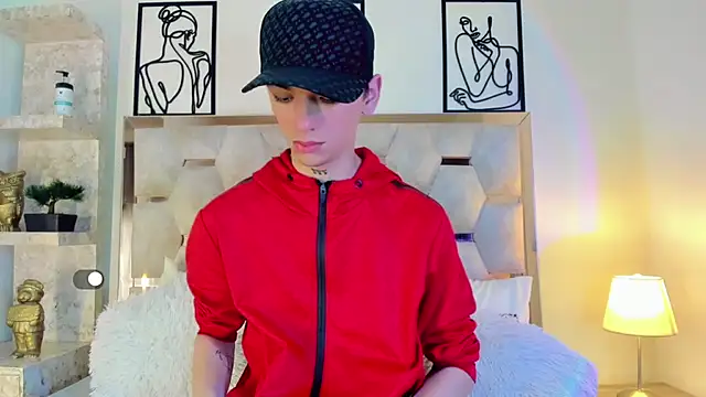 SexyJuliii21 online show from 10/01/25, 08:48