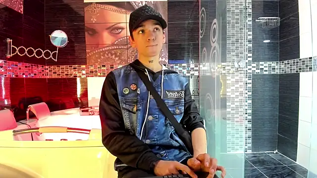 SexyJuliii21 online show from 10/04/25, 09:46