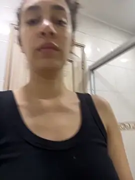 thaliacollins online show from 11/30/25, 06:56