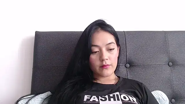 Snapshot of Alisha_99 chatting on 09/22/25, 06:54 Alisha 99 online show from 09/22/25, 06:54