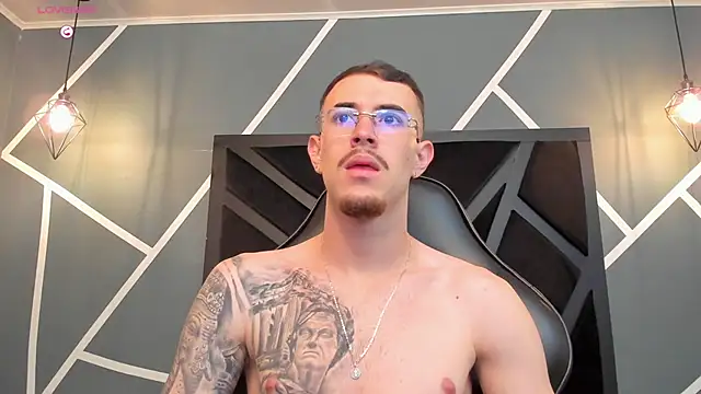 CodyWalkerR online show from 09/20/25, 05:25