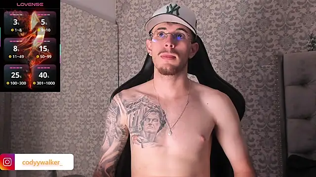 Snapshot of CodyWalkerR chatting on 12/17/25, 05:30 CodyWalkerR online show from 12/17/25, 05:30