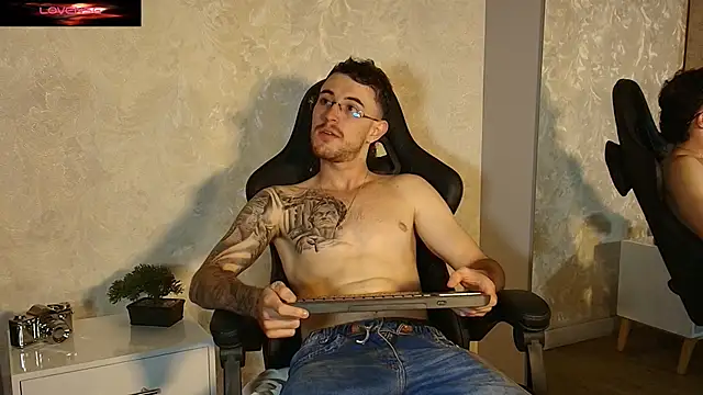 CodyWalkerR online show from 06/11/26, 12:32