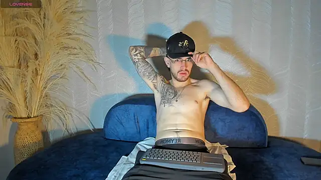 CodyWalkerR online show from 06/21/26, 05:37