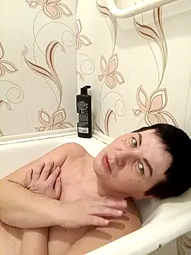 NicoleOlla online show from 02/02/25, 01:30
