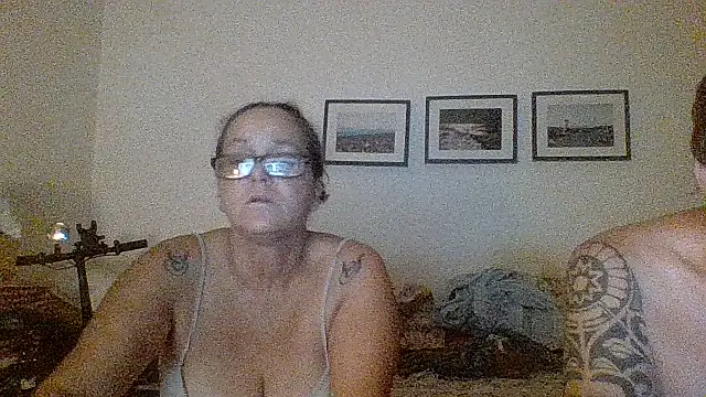 Snapshot of brasiliana49 chatting on 08/06/26, 10:55 brasiliana49 online show from 08/06/26, 10:55