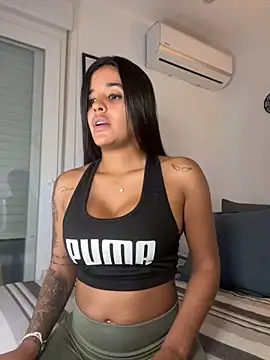 EmelyRogers online show from 10/08/25, 06:38