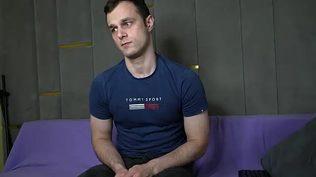 Snapshot of BrandonNorris chatting on 12/04/24, 12:41 BrandonNorris online show from 12/04/24, 12:41