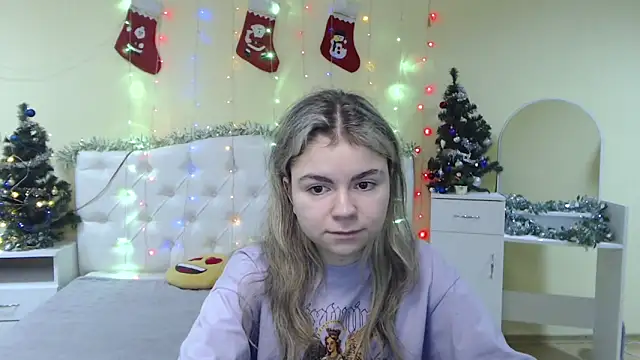TinaRedly online show from 12/13/24, 12:39
