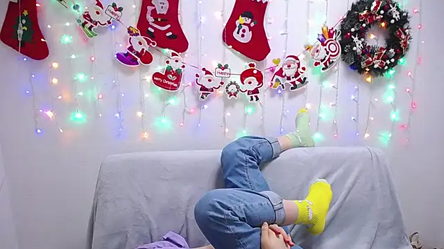 TinaRedly online show from 12/15/24, 03:56