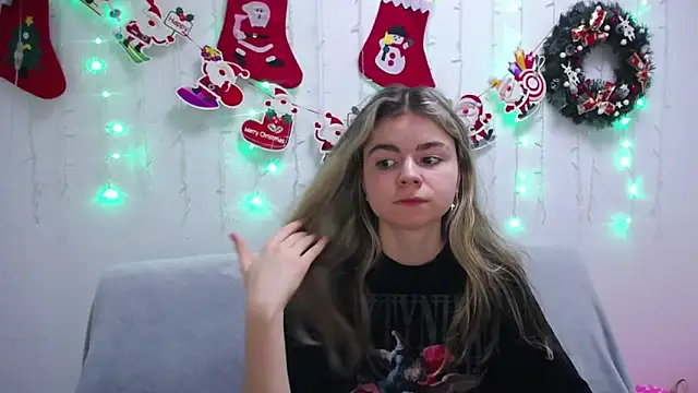 TinaRedly online show from 12/16/24, 06:27
