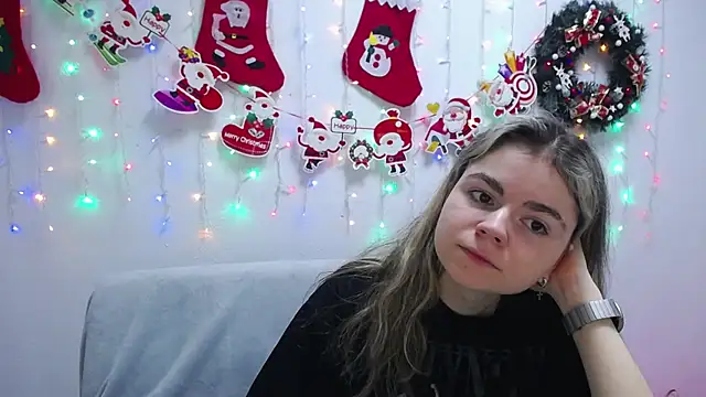 TinaRedly online show from 12/17/24, 03:50