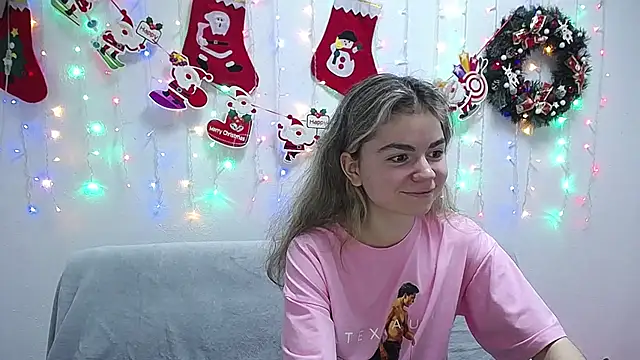 TinaRedly online show from 12/19/24, 12:45