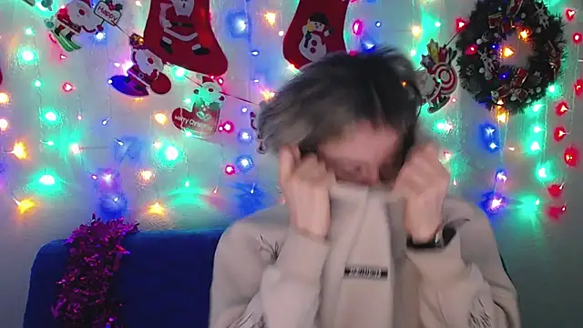 TinaRedly online show from 12/25/24, 12:37