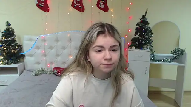 TinaRedly online show from 12/28/24, 02:42