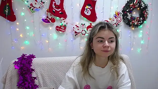 TinaRedly online show from 12/29/24, 12:55