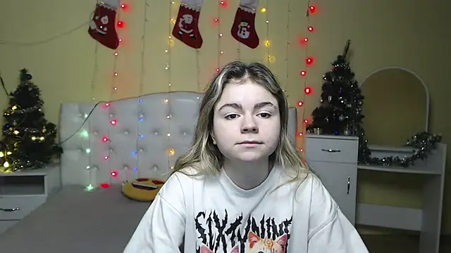 TinaRedly online show from 01/06/25, 09:52
