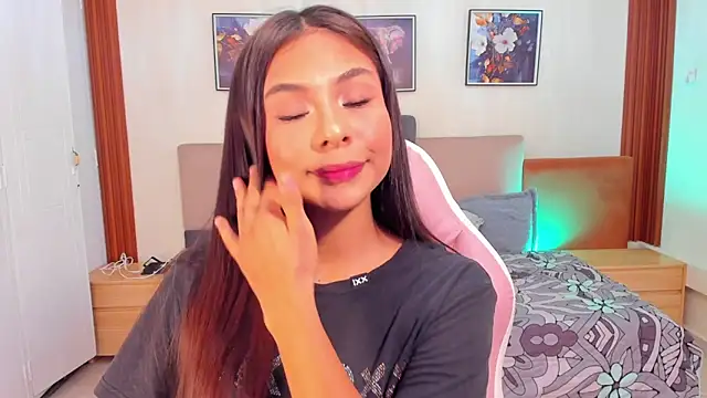 amira cute2 online show from 09/19/25, 10:49