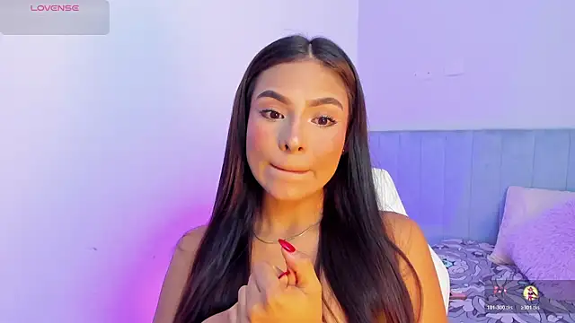 Snapshot of amira_cute2 chatting on 10/30/25, 09:00 amira cute2 online show from 10/30/25, 09:00