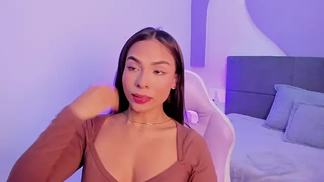 Snapshot of amira_cute2 chatting on 11/05/25, 08:47 amira cute2 online show from 11/05/25, 08:47