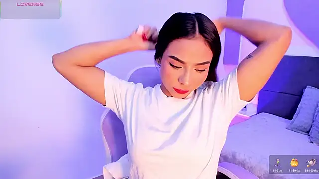 Snapshot of amira_cute2 chatting on 11/08/25, 09:42 amira cute2 online show from 11/08/25, 09:42