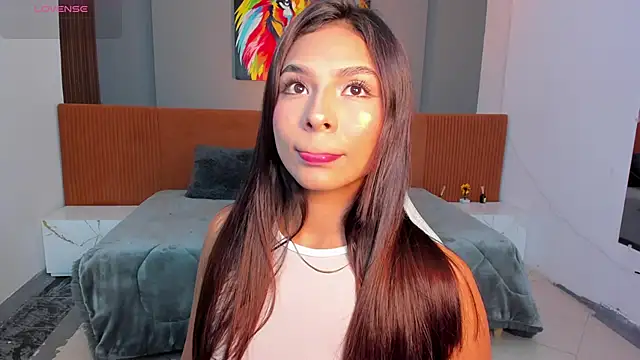 Snapshot of amira_cute2 chatting on 11/16/25, 09:04 amira cute2 online show from 11/16/25, 09:04