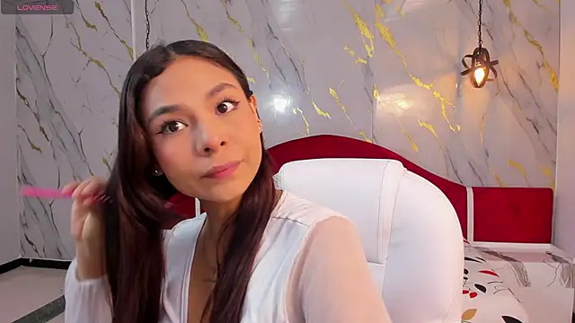 amira cute2 online show from 06/06/26, 10:42