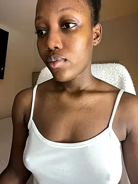 kellya  online show from 10/03/25, 11:57