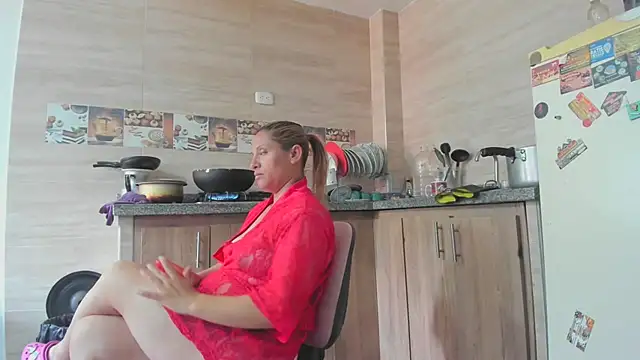 hotandfierylatinos2023 online show from 01/29/25, 05:45