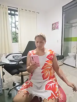 hotandfierylatinos2023 online show from 05/19/26, 10:54
