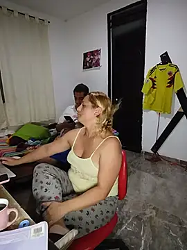 hotandfierylatinos2023 online show from 07/11/26, 04:04