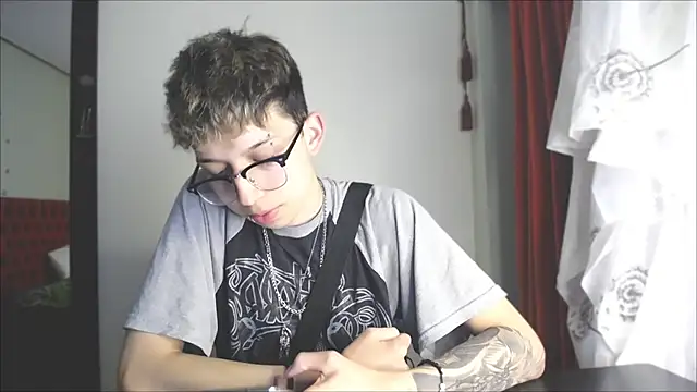  Thomas hot  online show from 12/20/24, 07:50