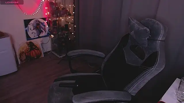 Snapshot of lissamuff chatting on 09/14/25, 05:12 lissamuff online show from 09/14/25, 05:12