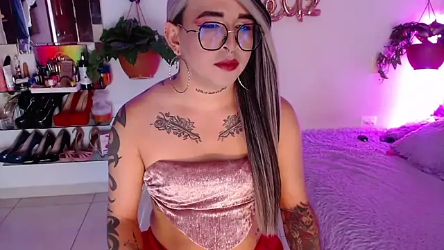 Snapshot of Laveneno_ortiz07 chatting on 10/04/25, 11:58 Laveneno ortiz07 online show from 10/04/25, 11:58