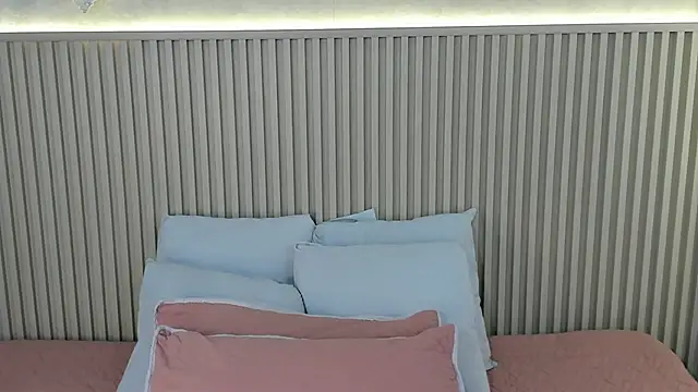 charlottebrowns  online show from 05/19/26, 12:55