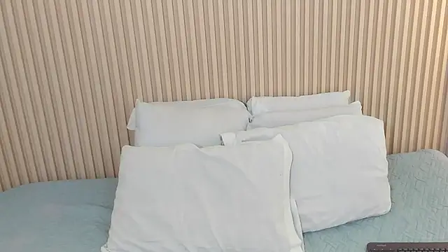 charlottebrowns  online show from 07/11/26, 11:57