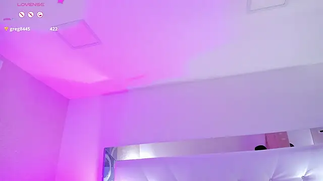 Chloe evans   online show from 01/11/25, 05:51