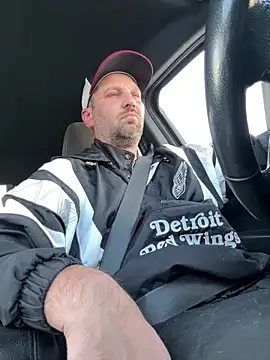 ryand12804 online show from 12/27/24, 07:57