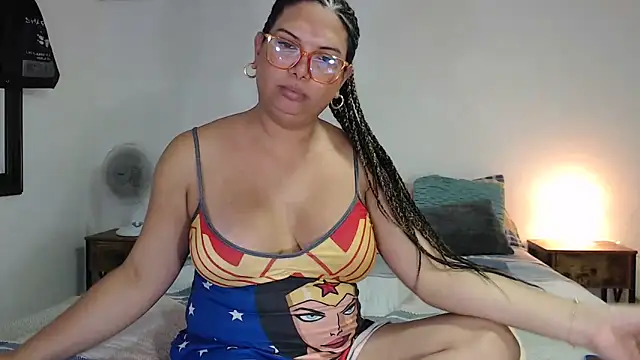 Snapshot of flowerdirtty chatting on 11/23/25, 02:33 flowerdirtty online show from 11/23/25, 02:33