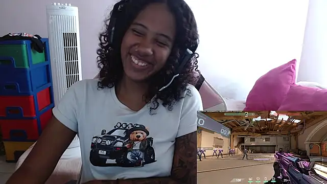 TiffanyRoouse online show from 01/30/25, 07:37