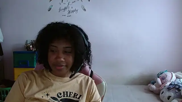 TiffanyRoouse online show from 10/19/25, 07:25