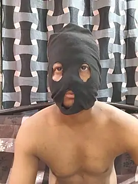 sexycouplemh09 online show from 05/17/26, 02:13