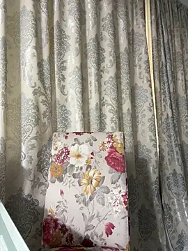  adelle online show from 05/17/26, 11:17