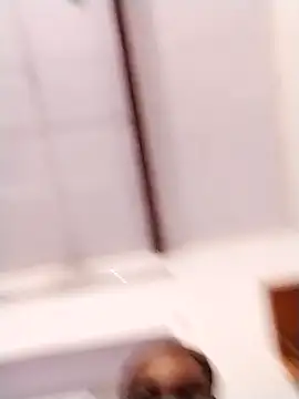 Snapshot of Vish3344 chatting on 10/17/25, 04:20 Vish3344 online show from 10/17/25, 04:20